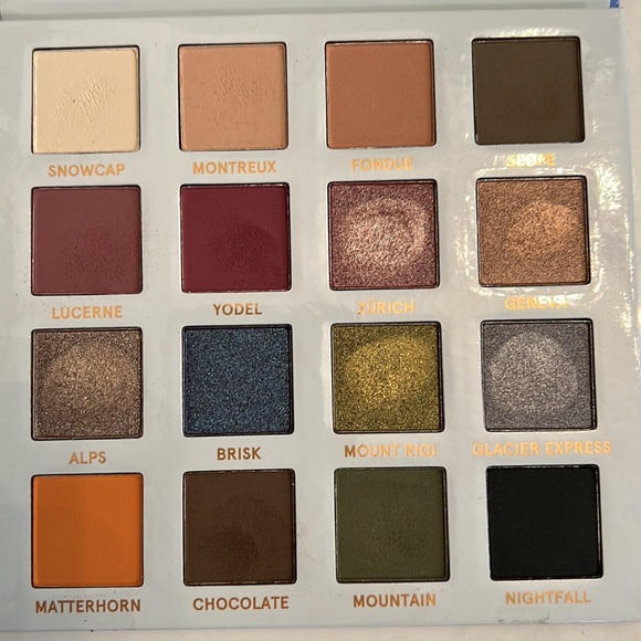 BH Cosmetics Smitten in Switzerland - Picture 2 of 2